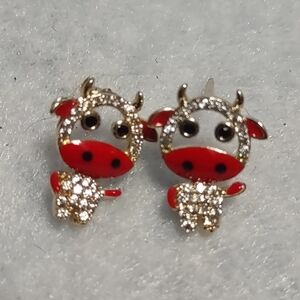 Cartoon Swinging Cow Earrings